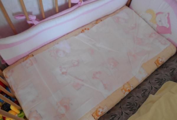 Гигиеническая клеенка на кровать Canpol Babies фото