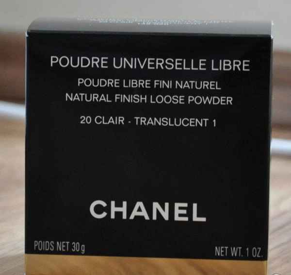 Рассыпчатая пудра Chanel Poudre Universelle Libre фото