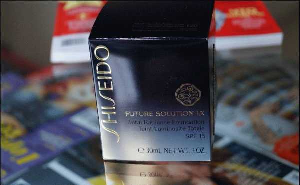 Shiseido Future Solution LX Total