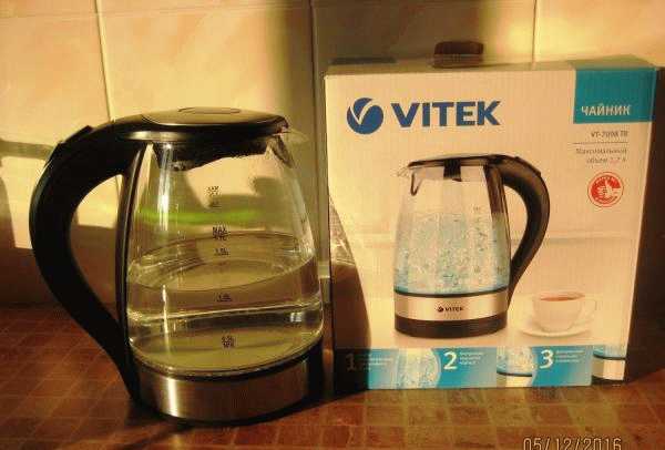 Электрический чайник Vitek VT-7008 TR фото