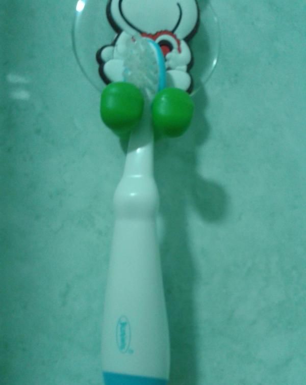 Детская зубная щетка Juniors фото