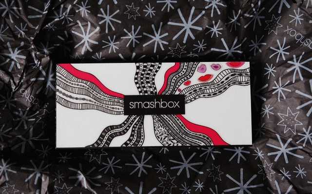 Smashbox Drawn In. Decked Out. Be