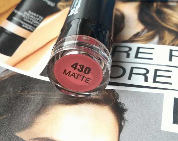 Помада-новинка для российского потребителя Trend It Up Ultra Matte Lipstick оттенок 430 фото