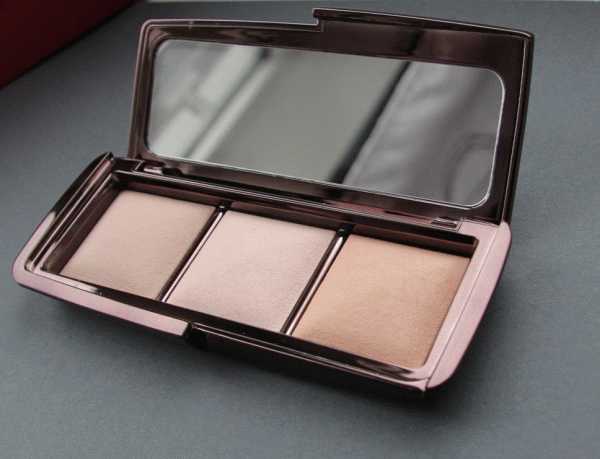 Hourglass Ambient Lighting Palette      