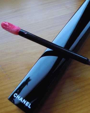 Chanel Rouge Allure Gloss Colour And