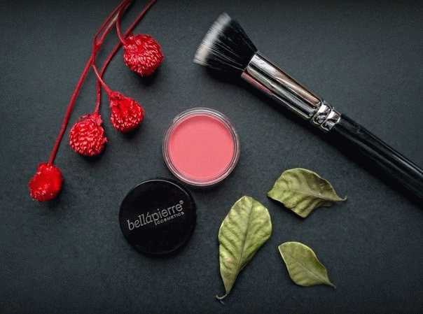 На встречу к весне с бальзамом для макияжа губ и щек в оттенке Coral от Bellapierre Cosmetics фото