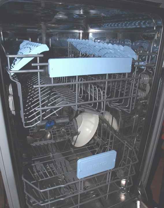 Посудомоечная машина BEKO DIS 5831 фото