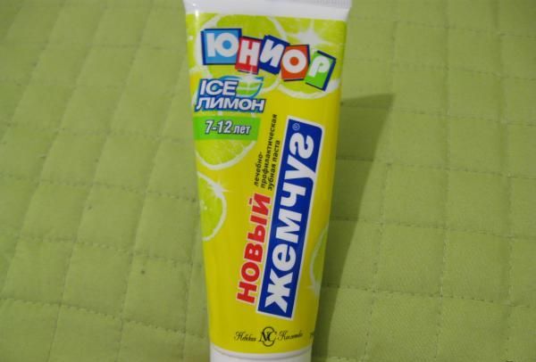 Детская зубная паста Новый жемчуг Юниор Ice лимон фото
