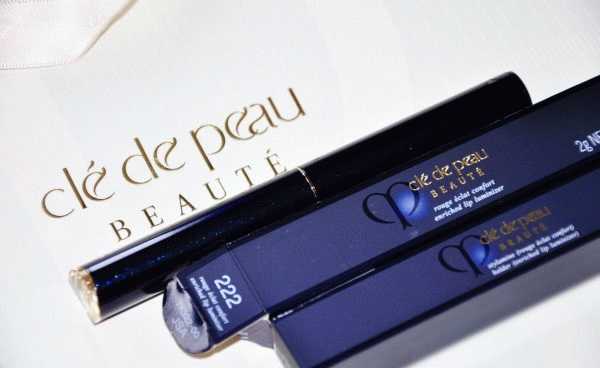 Помада из новой коллекции Cle de Peau Beaute Enriched Lip Luminizer #222 Sugar Candy фото