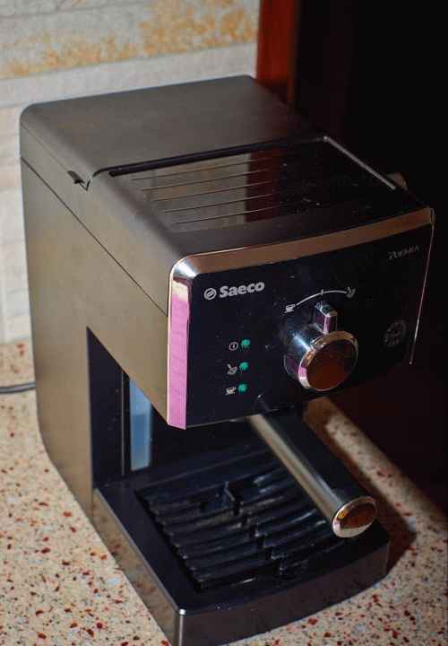 Рожковая кофеварка Philips Saeco HD8323/39 фото