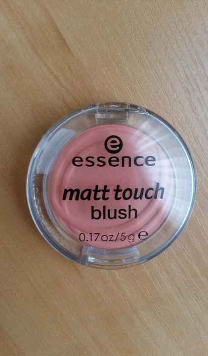 Румяна матовые Essence Matt touch blush фото