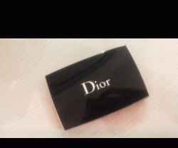 Компактная пудра Dior                   