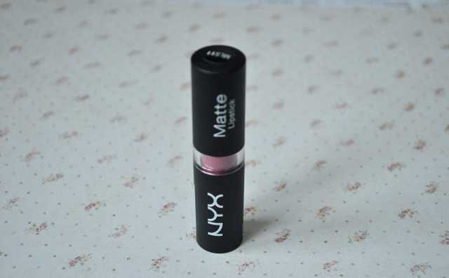 NYX Matte Lipstick  фото