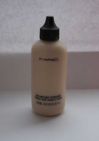 MAC Face and Body Foundation            