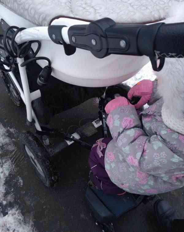 Подножка к коляске для второго ребенка Bumprider Sit фото