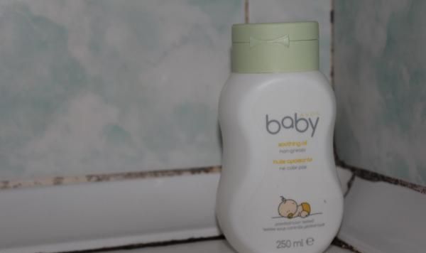 Смягчающее средство для детской кожи Avon Baby Счастливый малыш фото
