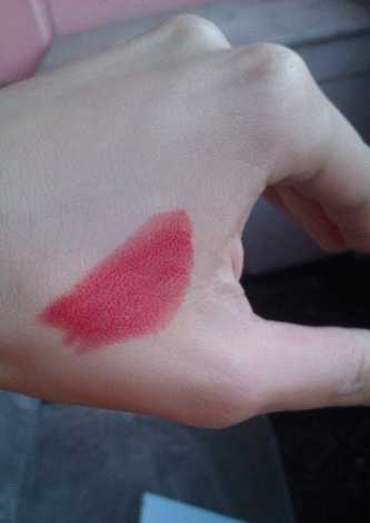 Chanel Rouge Allure Luminous Satin Lip Colour  фото