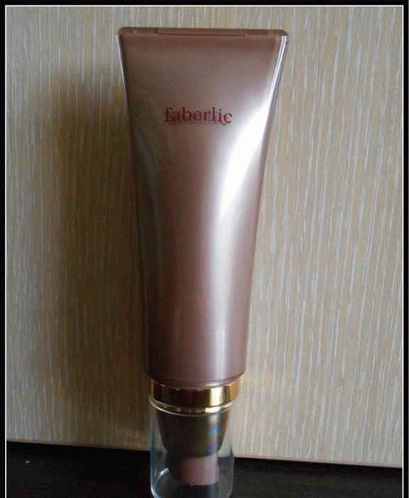Антивозрастной тональный крем Faberlic Anti-aging foundation cream Stop-frame фото
