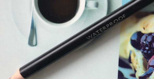 LCF Waterproof Lip Pencil, оттенок Natural 04 — отличник среди бюджетный карандашей для губ фото