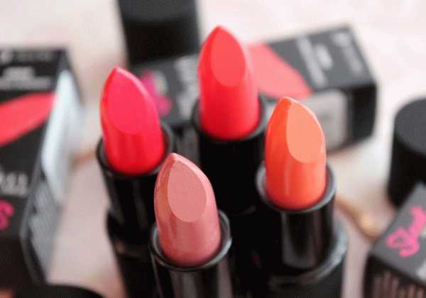 Sleek True colour lipstick - 773 Candy cane, 774 Peaches &amp; cream, 775 Liqueur, 782 Papaya punch фото