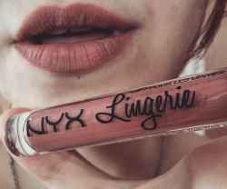 Жидкая матовая помада Nyx Lip Lingerie  