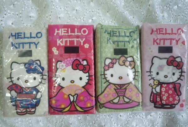 Бумажные платочки Hello Kitty фото