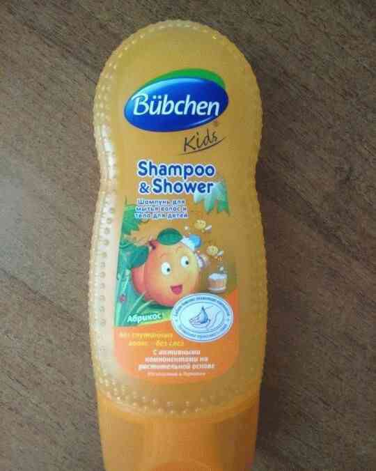 Шампунь для мытья волос и тела для детей Bubchen Абрикос фото
