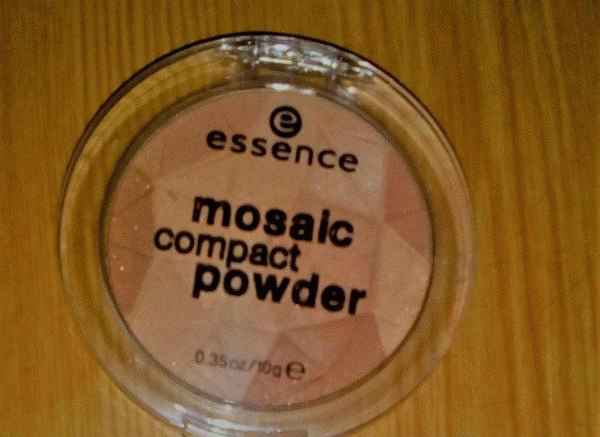 Компактная пудра Essence Mosaic Powder фото