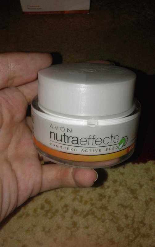 Восстанавливающий ночной крем для лица Avon Nutraeffects Сияние фото