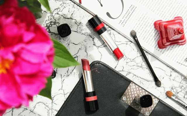 Помада Rimmel The Only One Lipstick #700