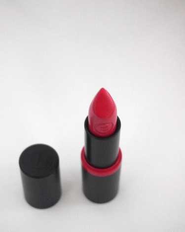 Essence Longlasting Lipstick            