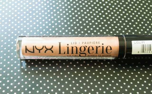 NYX Lid Lingerie Eye Tint  фото