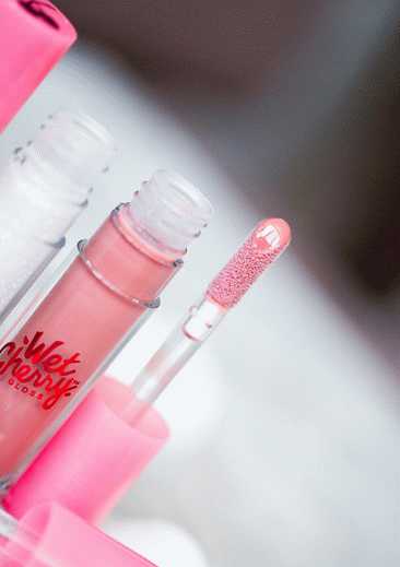 Новые блески для губ Lime Crime Wet Cherry Lip Gloss фото