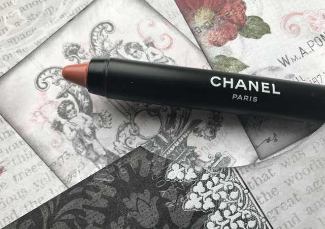 Chanel Le Rouge Crayon De Couleur Mat   