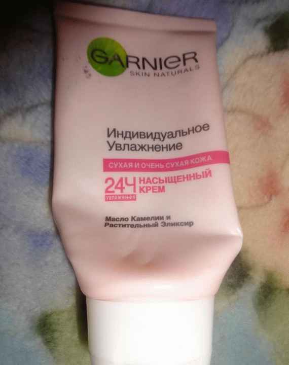 Насыщенный крем для лица Garnier Индивидуальное Увлажнение для сухой и очень сухой кожи фото