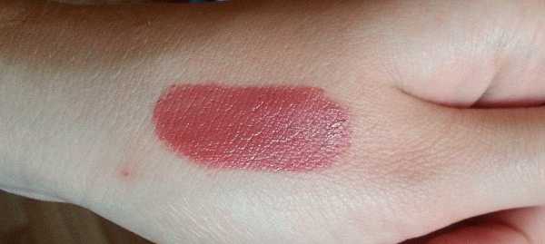 YSL Baby Doll Kiss & Blush Lips & Cheeks Soft Matte Colour  фото