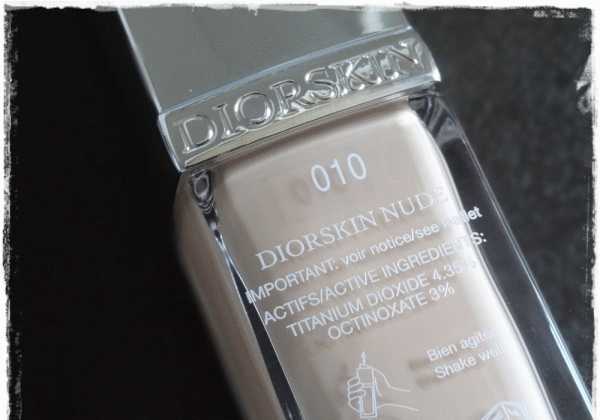 Dior Diorskin Nude Skin-Glowing Make-Up Fluid Foundation SPF 15  фото
