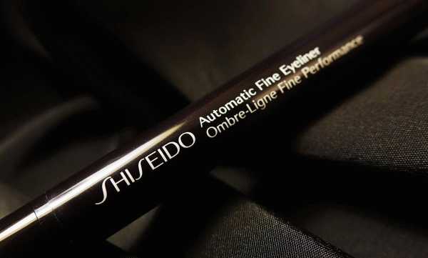 Shiseido The Makeup Fine Eyeliner  фото