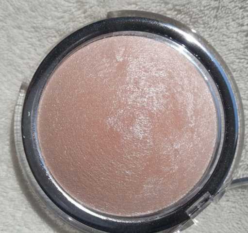 Catrice Prime And Fine Eyeshadow Base  фото