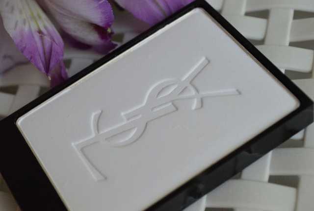 YSL Poudre Compacte Radiance Perfectrice Universelle Matte Blur & Finish Without Additional Coverage  фото