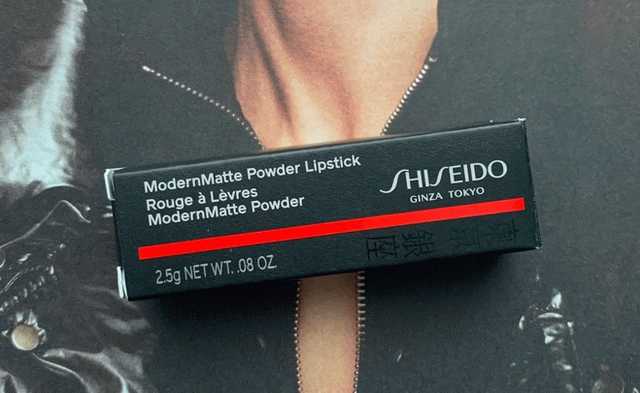 Shiseido Modern Matte Powder Lipstick  фото