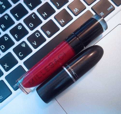 MAC lipstick Retro Matte Ruby Woo vs