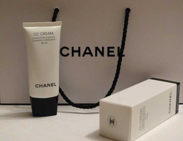 Chanel CC Cream Complete Correction SPF50  фото