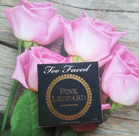 Too Faced Pink Leopard Blushing bronzer,