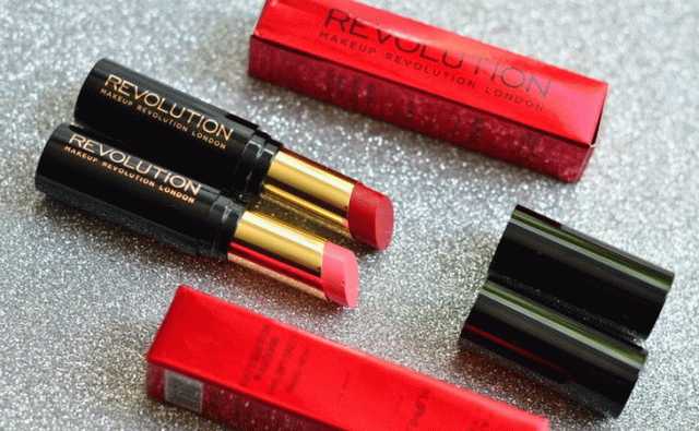 Makeup Revolution Lipstick #Liphug-Good