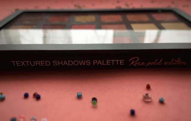 Любовь навсегда или разочарование? Huda Beauty Textured Shadows Palette Rose gold edition фото