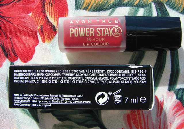 Красный суперклей. Жидкая помада для губ Avon True Power Stay 16 Hour Lip Color &quot;СуперСтойкость&quot;в оттенке Resilient Red фото