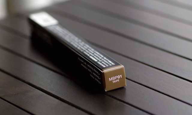 NYX Micro Brow Pencil  фото