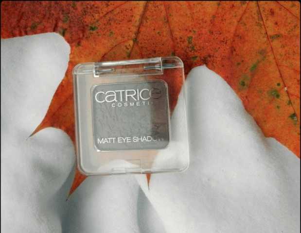 Catrice Ultimate Nail Lacquer  фото