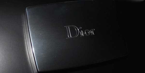 Dior Diorskin Nude Compact Natural Glow